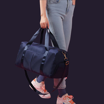 Waterproof Fitness Sports Travel Duffel Bag - Versatile Weekender for Men and Women